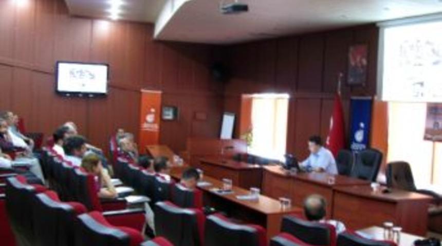 Vatandaşlara Kentsel D&ouml;n&uuml;ş&uuml;m Anlatılıyor