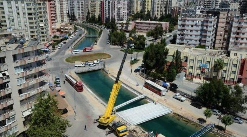 Bu K&ouml;pr&uuml; Atat&uuml;rk Caddesi&rsquo;ni Kenan Evren&rsquo;e Bağlayacak