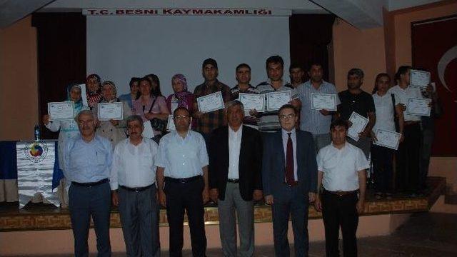 Besni’de Kosgep Kursiyerlerine Sertifikaları Verildi