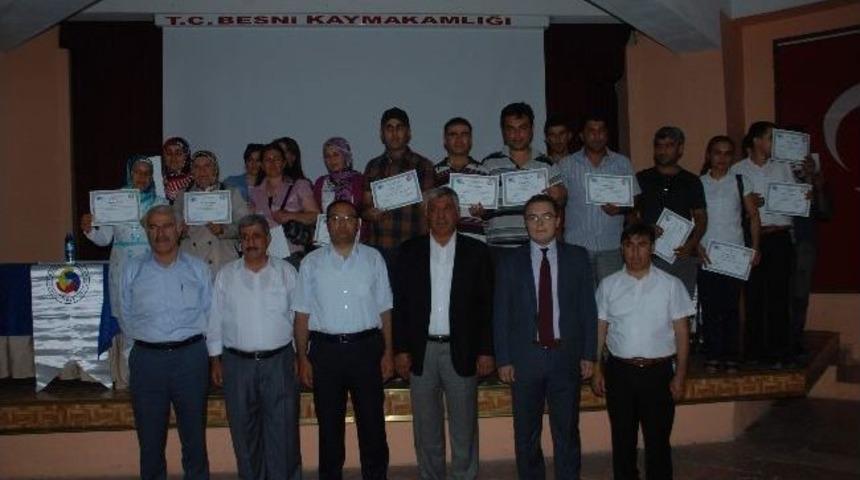 Besni&rsquo;de Kosgep Kursiyerlerine Sertifikaları Verildi