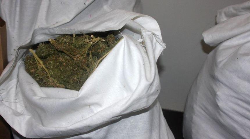 Bing&ouml;l'de Uyuşturucu Operasyonu