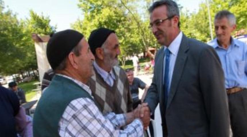 Başkan K&ouml;şker İn&ouml;n&uuml; Mahallesi'ni Ziyaret Etti