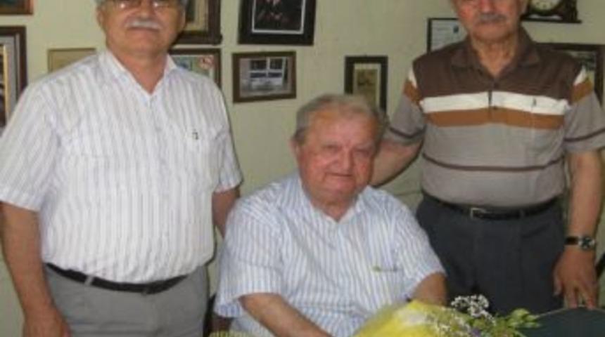 Dp&rsquo;den 80&rsquo;lik Başyazara Ziyaret