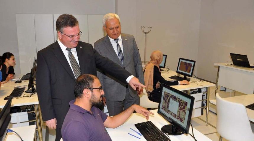 Halı Sekt&ouml;r&uuml; Taze Kanlar Yetiştiriyor