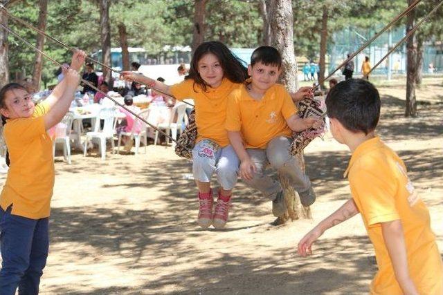 Bilgi Evi Öğrencileri Piknikte Buluştu