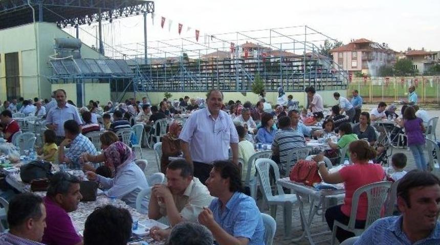 Eğitim Bir Sen&rsquo;den Birlik Beraberlik Yemeği