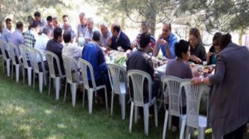 İş-kur Personeli Performansta G&ouml;sterdiği Başarısını Piknikle Kutladı