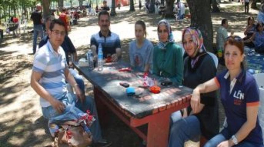 Belediye Ailesi Piknikte Buluştu