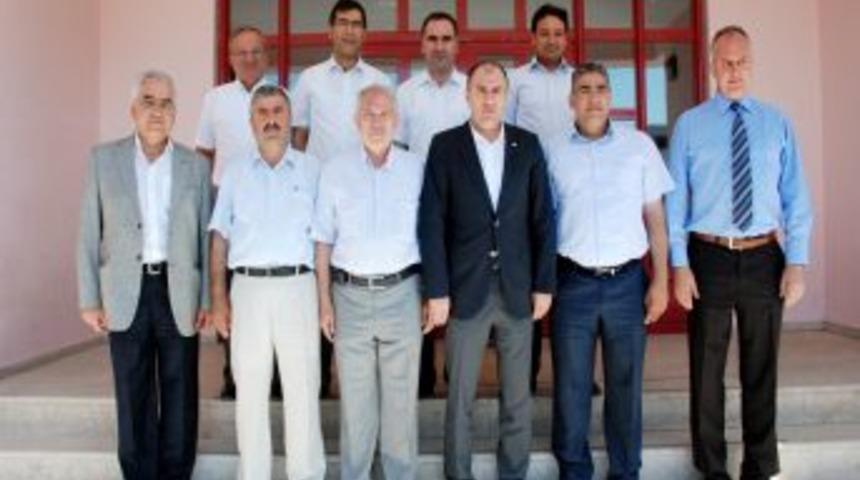 K&uuml;plemez: Uşaklı Dericilerin Tek Su&ccedil;u Arkalarında Dayılarının Olmaması Mı?