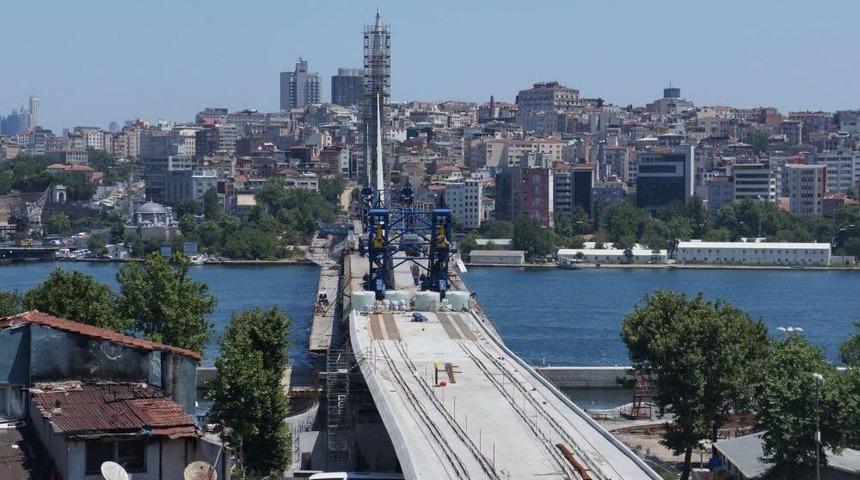 Hali&ccedil; Metro K&ouml;pr&uuml;s&uuml;nde Sona Doğru