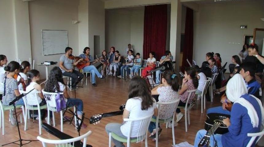 Hesmek&rsquo;e Yoğun İlgi