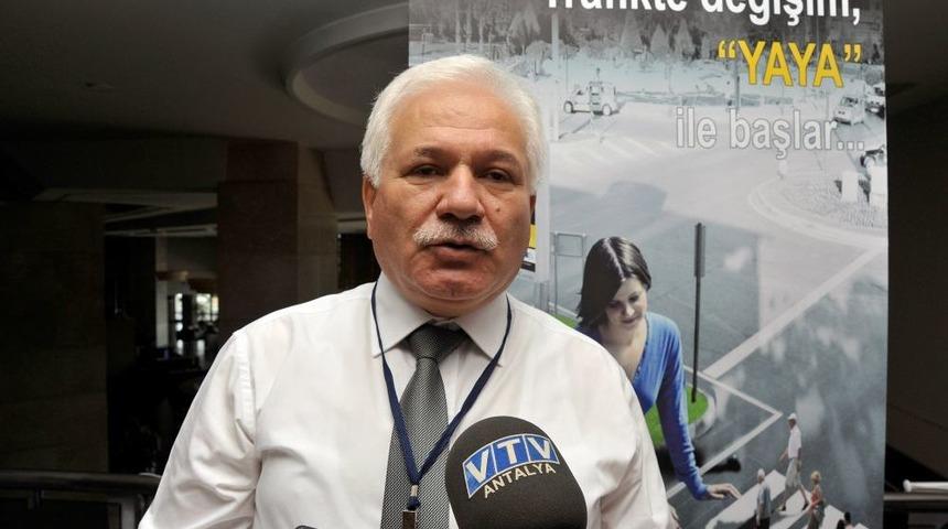 S&uuml;r&uuml;c&uuml; Kursları Ve Okullarda Yaya &Ouml;nceliği Anlatılacak