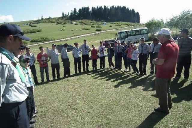 Esnaftan İzcilere Kamp Desteği