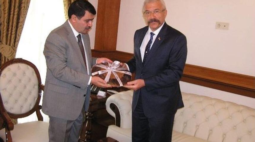 Osmaniye Valisi Celalettin Cerrah&rsquo;tan Malatya Valisi Vasip Şahin&rsquo;e Ziyaret