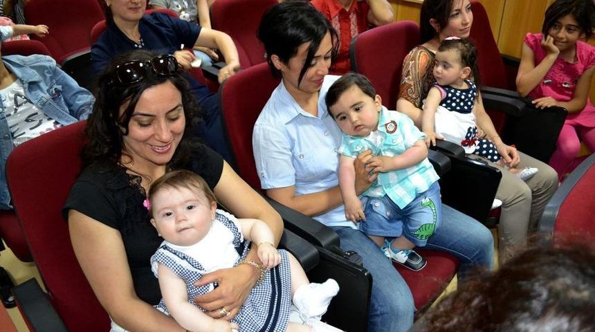 Cumhuriyet &Uuml;niversitesi Hamile Eğitim Merkezi Bir Yılını Kutladı