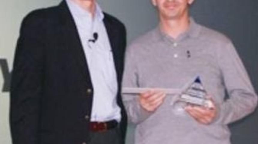 Gurbet&ccedil;i Dadaş Amerika&rsquo;da &Ouml;d&uuml;le Doymuyor