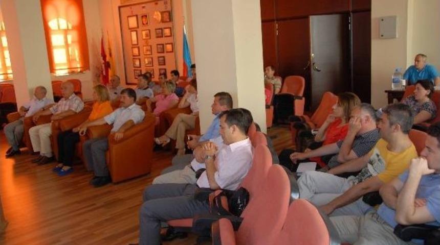 Vali Yardımcısından Belediye Hukuku Semineri