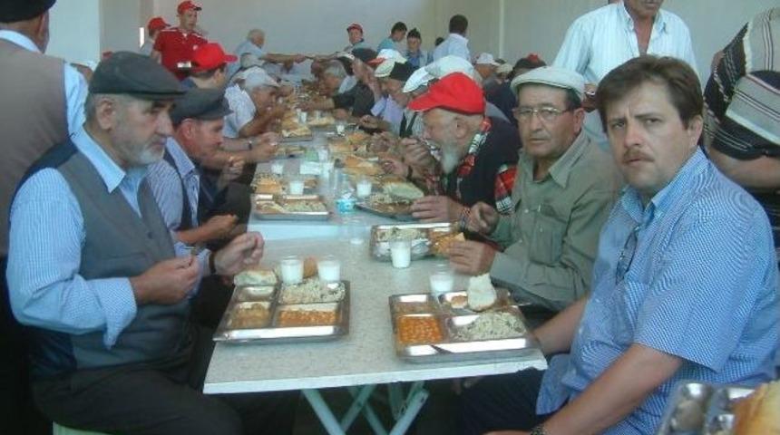 &Ccedil;ift&ccedil;i Hayrı 2 Bin 500 Kişiyi Buluşturdu