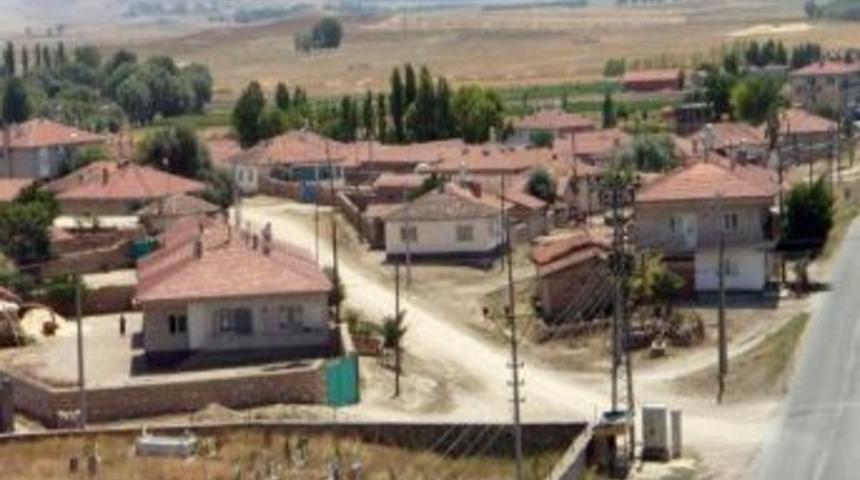 Ak&ouml;ren&rsquo;de Yapılan Referandumda İhsaniye İl&ccedil;esine Bağlanma Kararı &Ccedil;ıktı