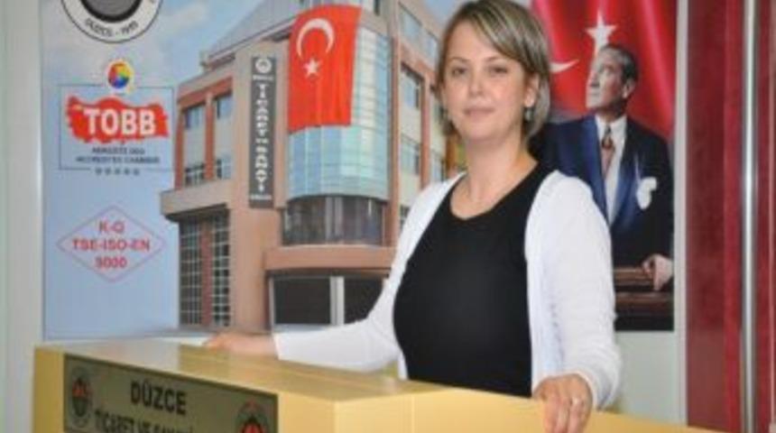 D&uuml;zce Tso Meclisinde Bir İlk