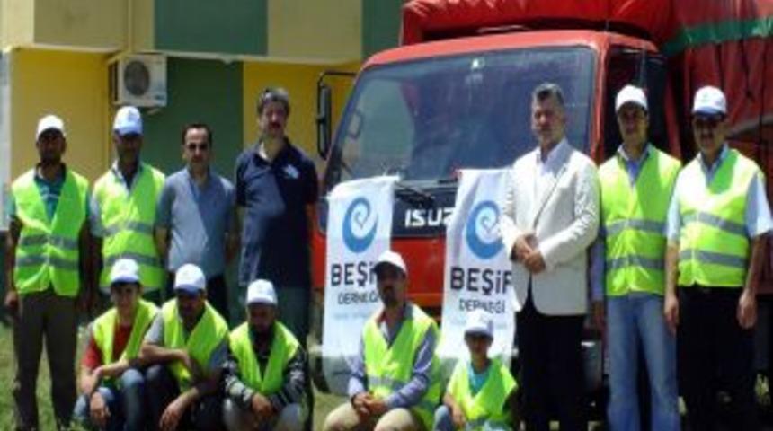 T&Uuml;MSİAD Ve Beşir Derneği&rsquo;nden Suriye&rsquo;ye 1 Kamyon Yardım