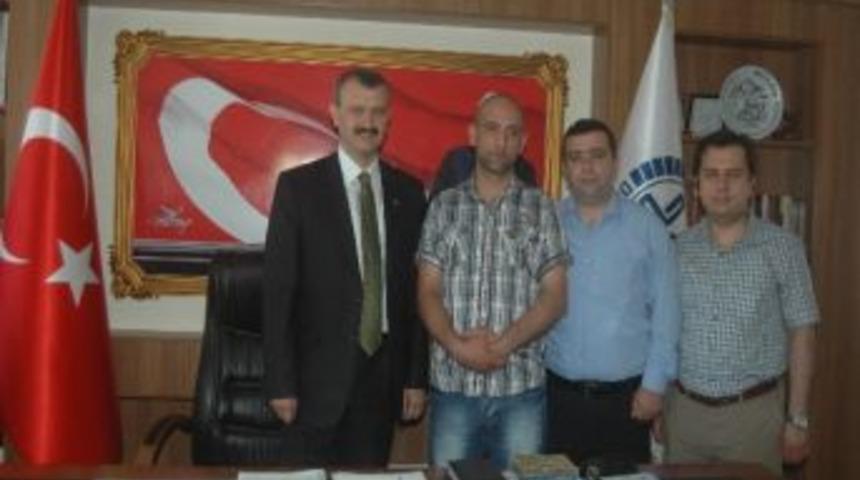 Gebze M&uuml;ft&uuml;l&uuml;ğ&uuml; Madde Bağımlılığından Kurtararak Umreye G&ouml;nderiyor