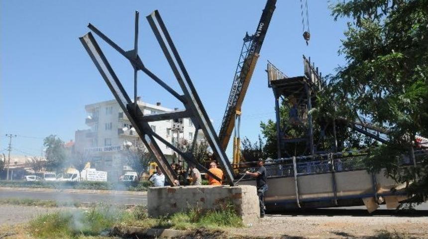 Sağlık Ve Yeşiltepe Mahallerindeki Yaya &Uuml;stge&ccedil;itleri Kaldırıldı