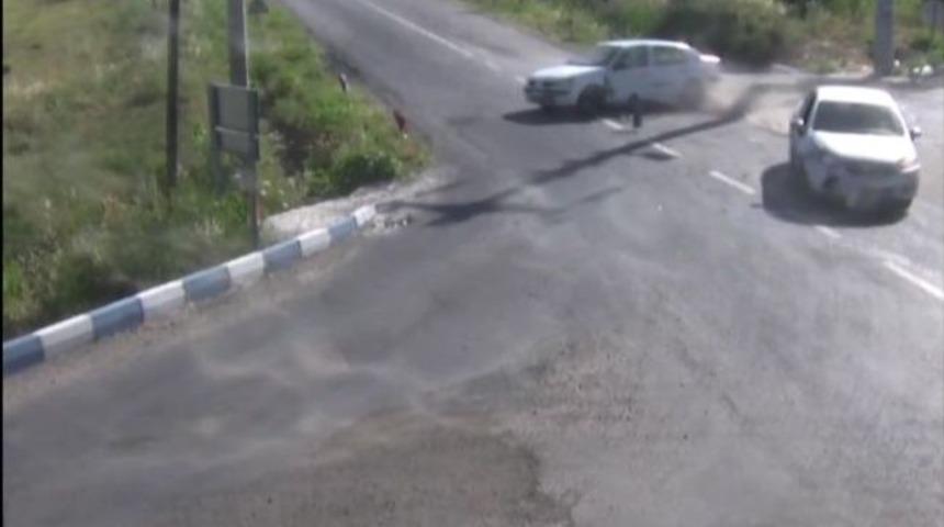 Dikili'de Bir G&uuml;nde İki Kaza