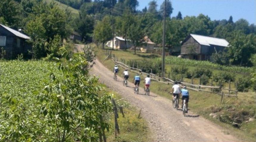 &Ccedil;iğdem Yaylası&rsquo;na Pedal &Ccedil;evirdiler