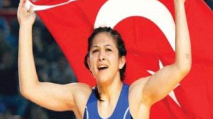 Hafize Şahin Akdeniz Oyunları’nda Altın Madalya Kazandı