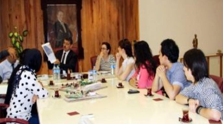 Peyzaj &Ouml;ğrencilerinden Başkan Akın&rsquo;a Ziyaret