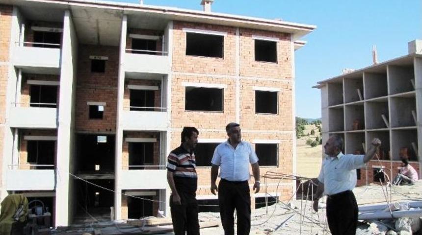 45 Afet Konutunun Yapımı Devam Ediyor