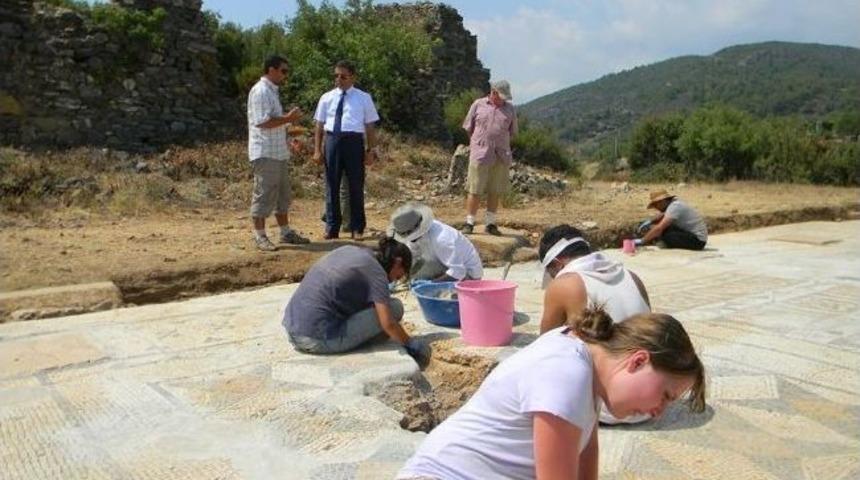 Gazipaşa&rsquo;nın G&uuml;ney K&ouml;y&uuml;nde Kazı &Ccedil;alışmaları Başladı