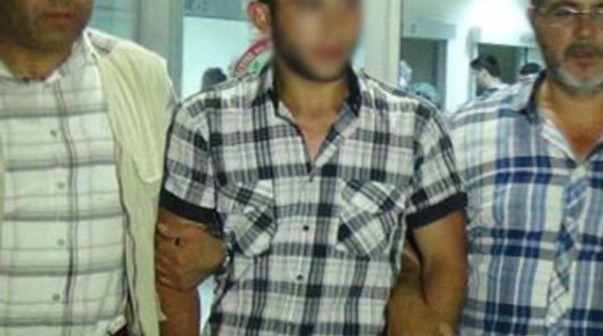 &Uuml;vey ablasından ayrılmak isteyen kişiyi bı&ccedil;akladı