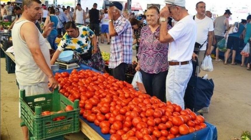 Sarımsaklı Pazarında Domates Rekor Kırdı