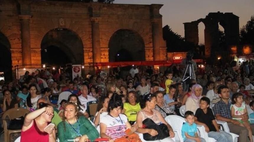 Gazimağusa&rsquo;da Antalya R&uuml;zgarı