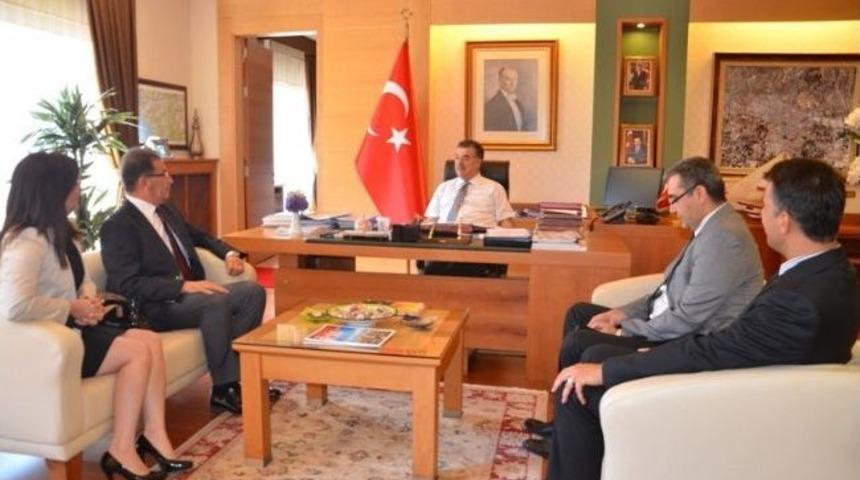 S&ouml;ke Ticaret Borsası Y&ouml;netim Kurulu Vali Kerem Al&rsquo;ı Ziyaret Etti