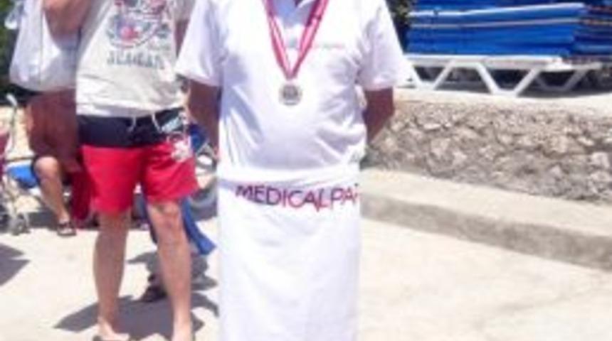 Spondioartrit Hastası Doktorun B&uuml;y&uuml;k Başarısı