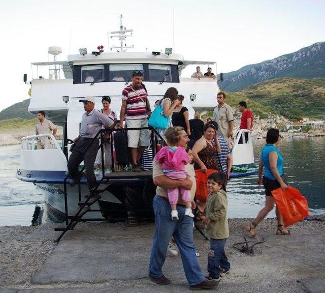 Foça-karaburun Seferleri Yeniden Başladı