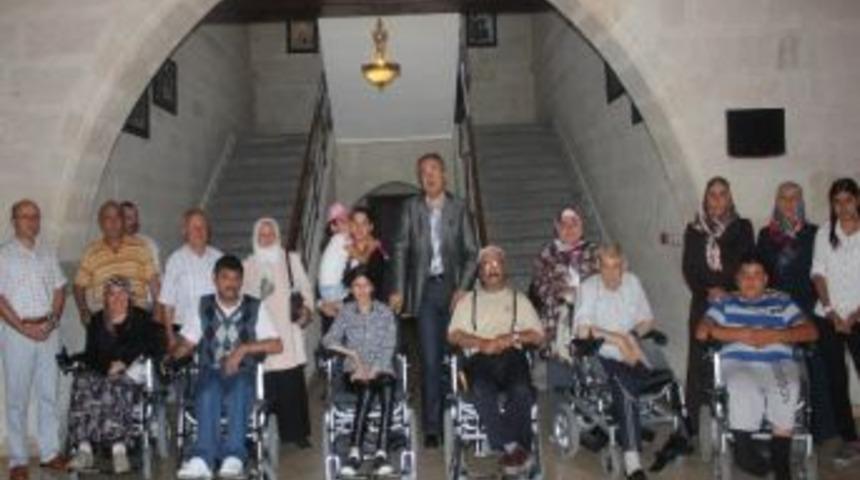 Engellilerin Ak&uuml;l&uuml; Tekerlekli Sandalye Sevinci