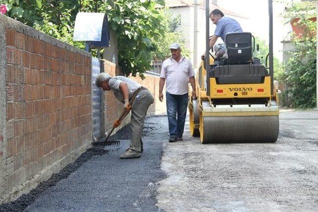 Akyazı Belediyesi Asfalt Sezonunu Açtı