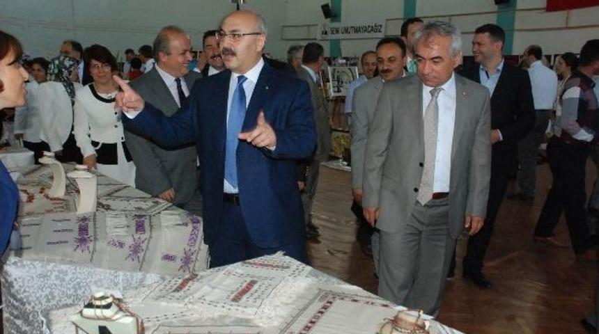 Halk Eğitim Merkezi Yıl Sonu Sergisi T&ouml;renle A&ccedil;ıldı