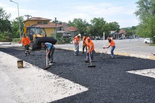 Kartepe'de Yollar İyileştiriliyor