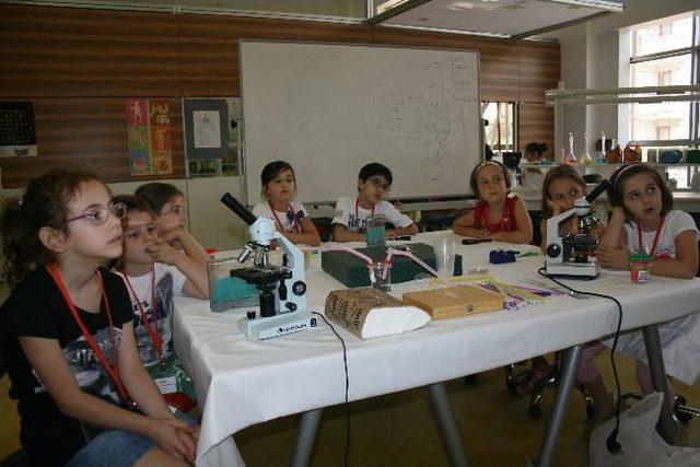 Eğlenceli Bilim Akademisi Başladı