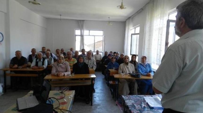 Edremit M&uuml;ft&uuml;s&uuml;nden Hac Semineri