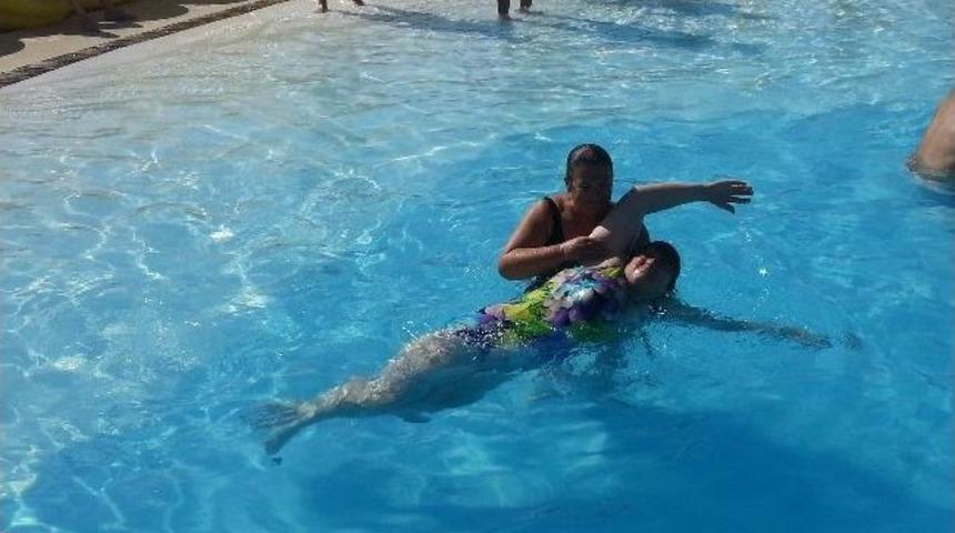 Bayan Cankurtaranlar G&ouml;z Doldurdu