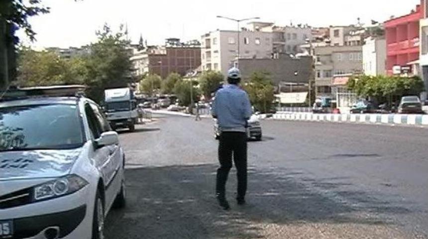 Sıcaklar Asfaltı Eritti