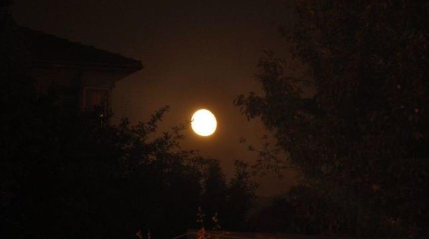 Bolu&rsquo;da Dolunay Renkli G&ouml;r&uuml;nt&uuml;ler Oluşturdu