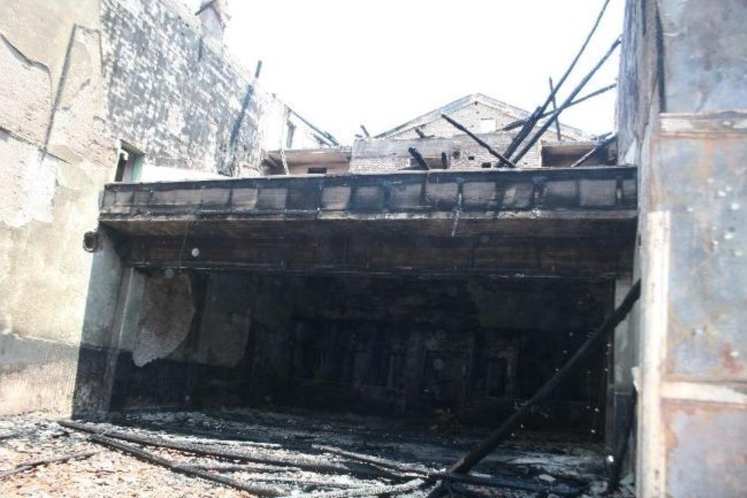 Tarihi Taşd&ouml;ner Sinemasında Geriye Bunlar Kaldı