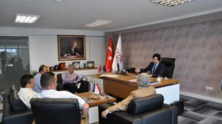 Eski vekillerden Aydın TKDK'ya ziyaret